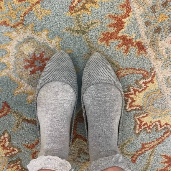 frye grey flats - Picture 1 of 4